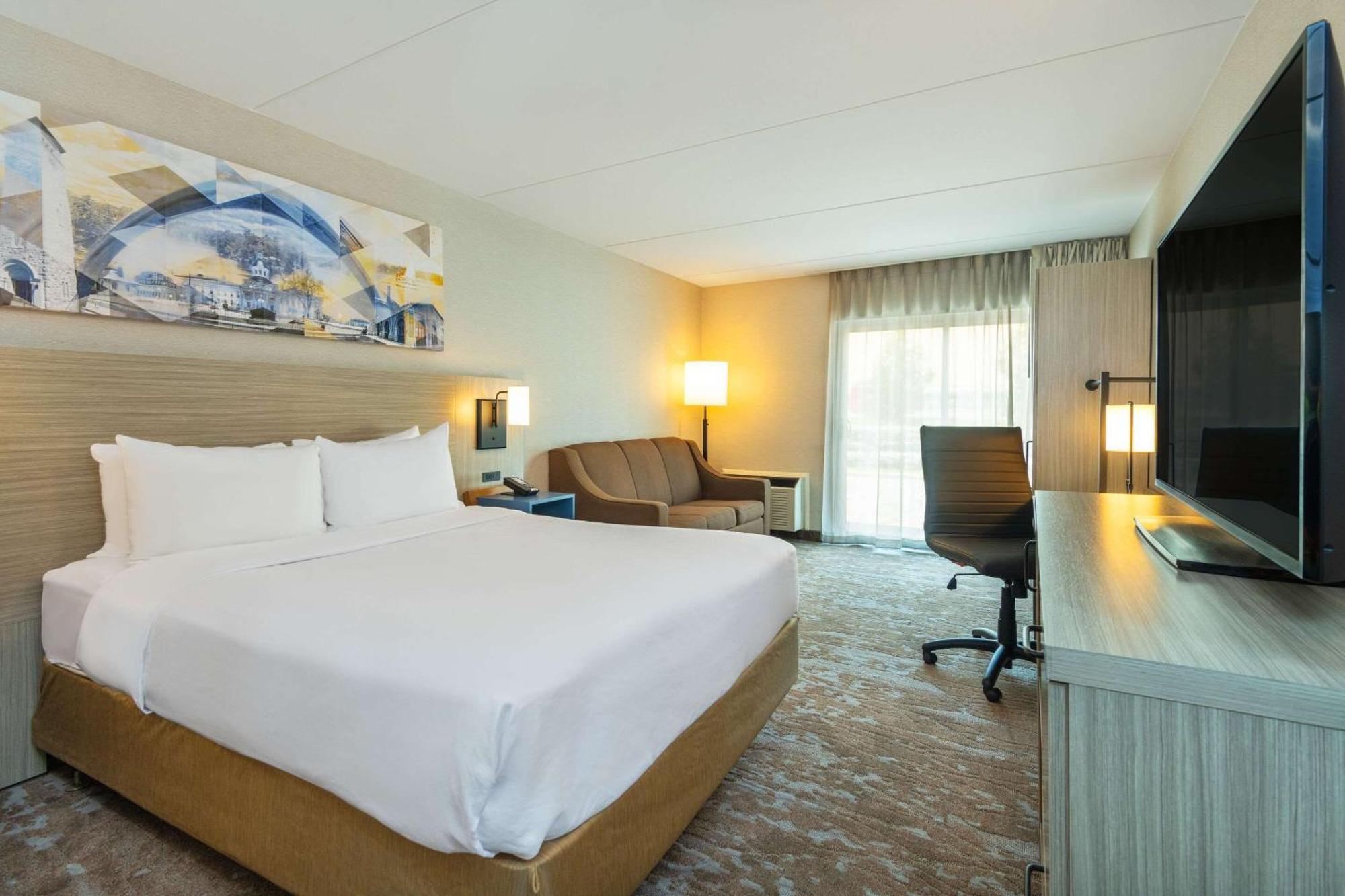 Comfort Inn Hwy 401 Kingston Kültér fotó