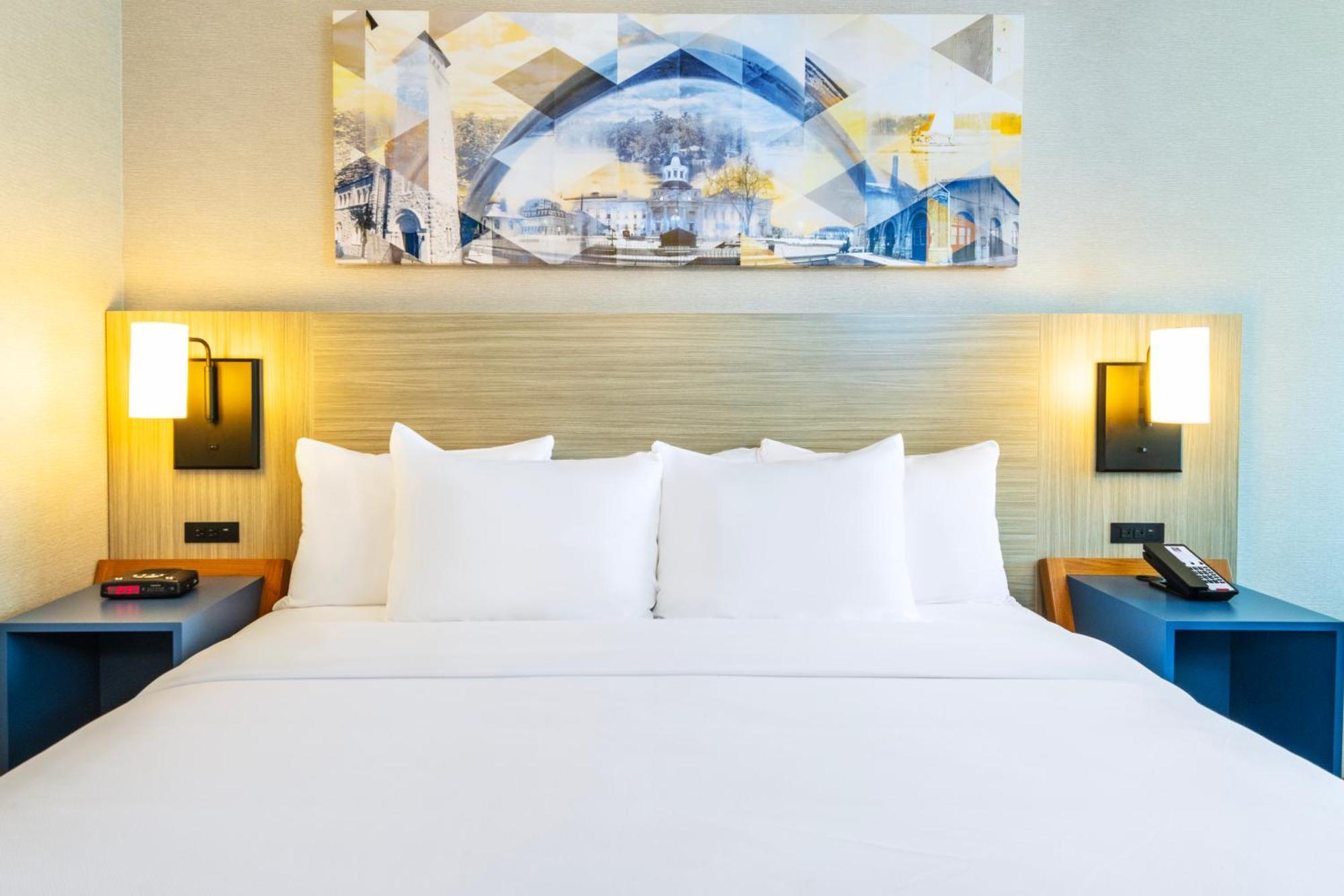 Comfort Inn Hwy 401 Kingston Kültér fotó