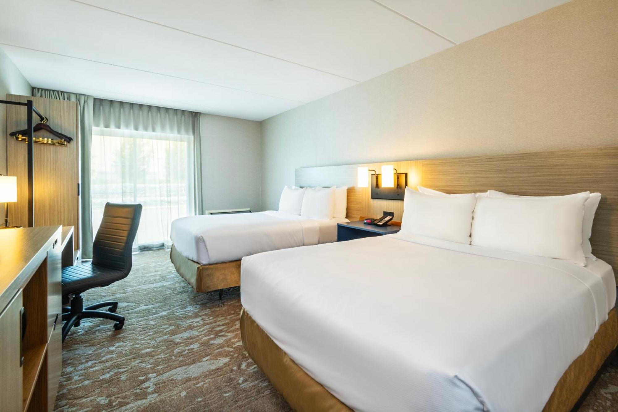 Comfort Inn Hwy 401 Kingston Kültér fotó